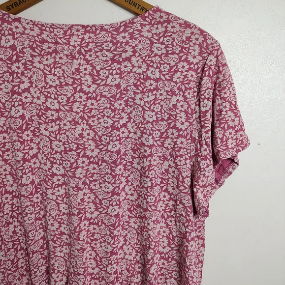 Lucky Brand Pink White Floral Print Top V-neck Short Sleeve Large - Picture 8 of 9